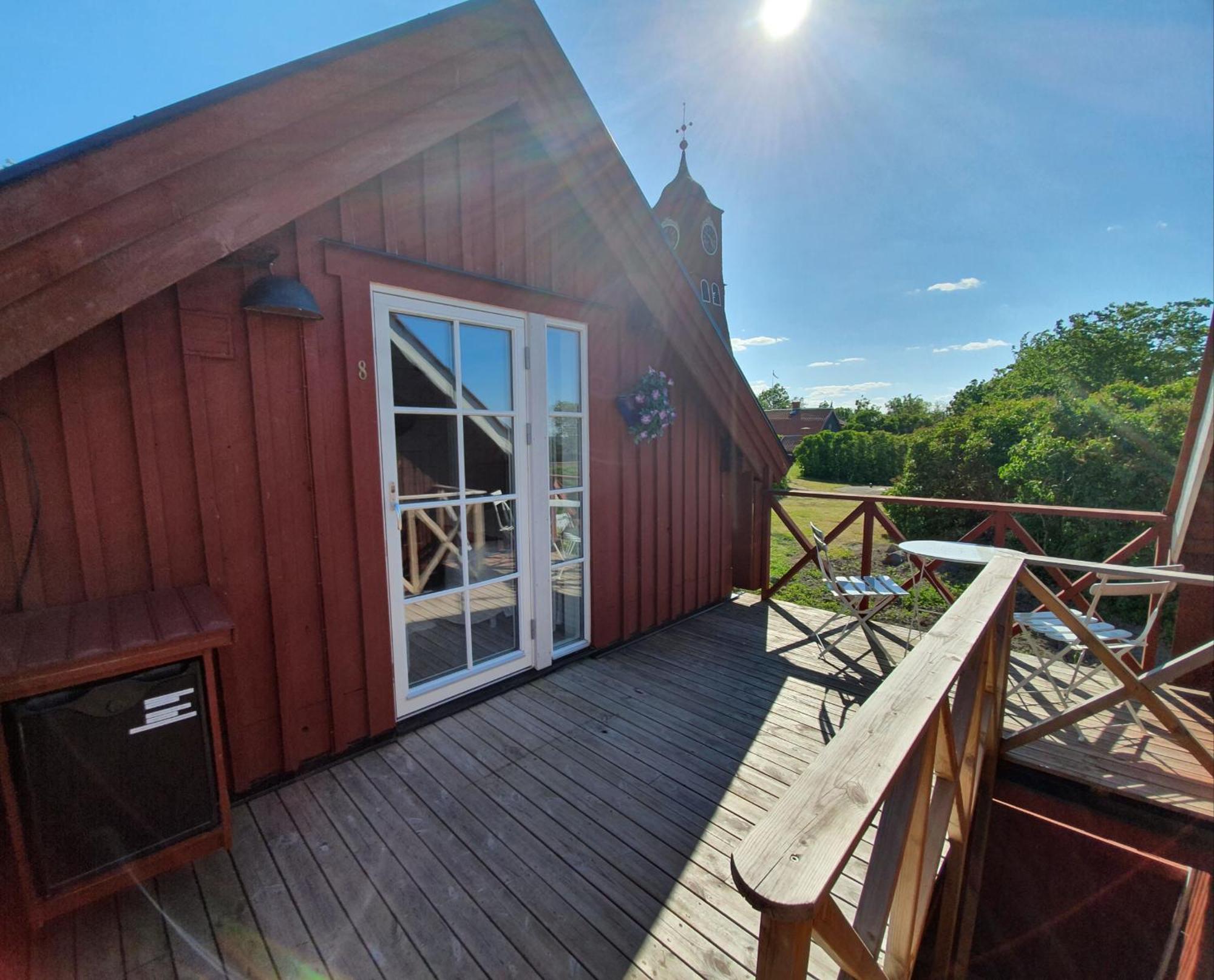 Gardshotell Klockargarden Oeregrund Exterior photo